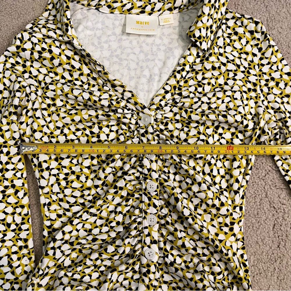 Maeve Ruched Button Down Floral Top - Picture 6 of 8